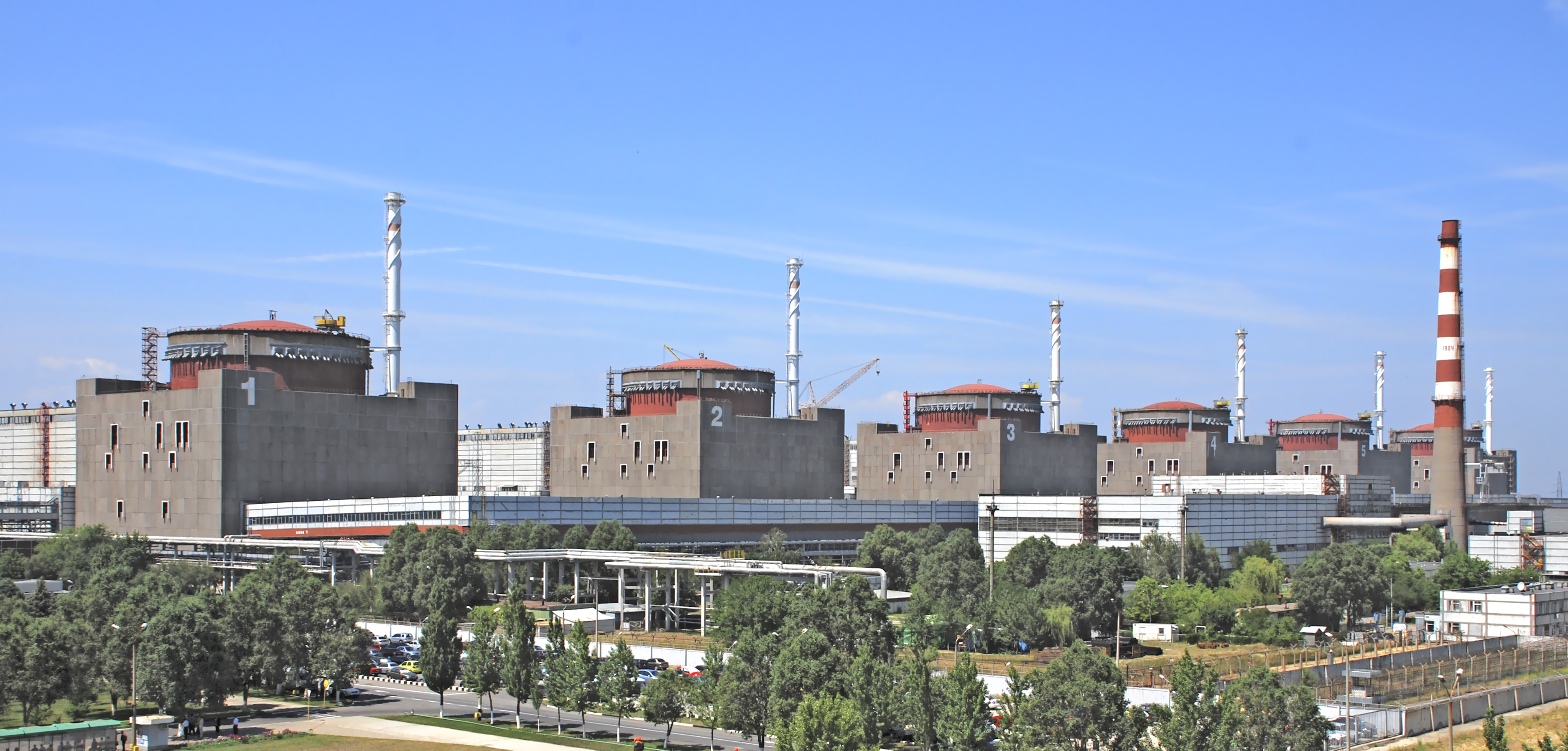 Первый энергоблок Запорожской АЭС отключен автоматикой от сети по неизвестной причине
