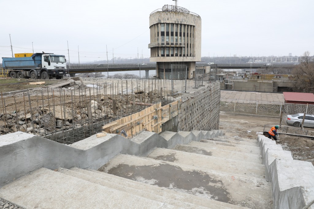 Капітальний ремонт площі Запорізької