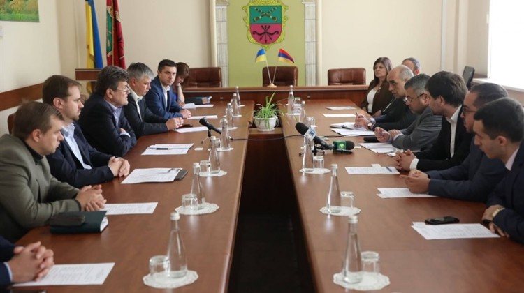 До Запоріжжя завітали поважні закордонні гості