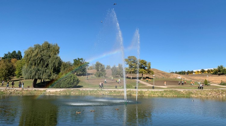 Райдуга на «Райдузі»: небо у Запоріжжі засяяло різнокольоровими барвами