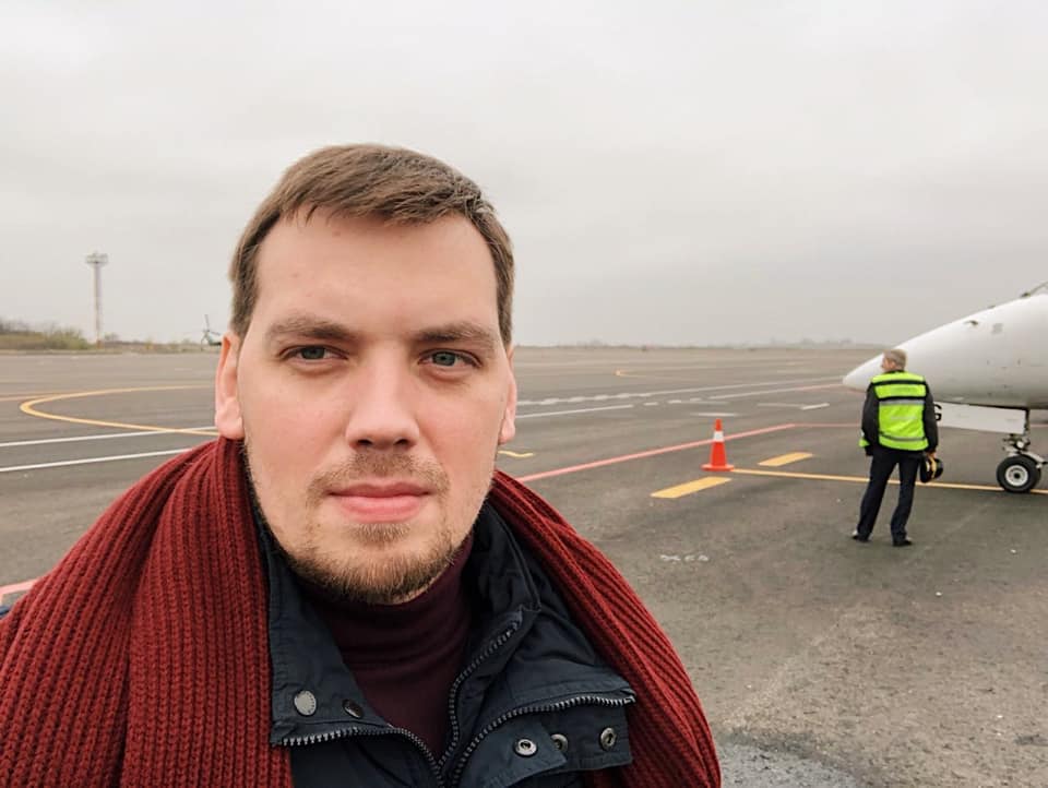 Прем’єр-міністр України побував у запорізькому аеропорту