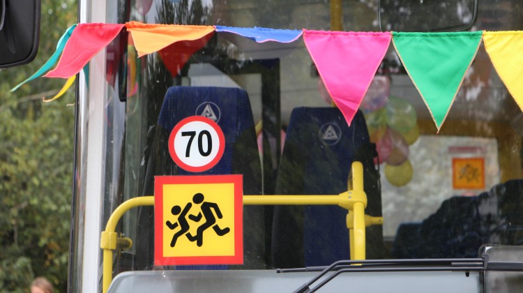 Запорізьких учнів до школи возитиме сучасний автобус