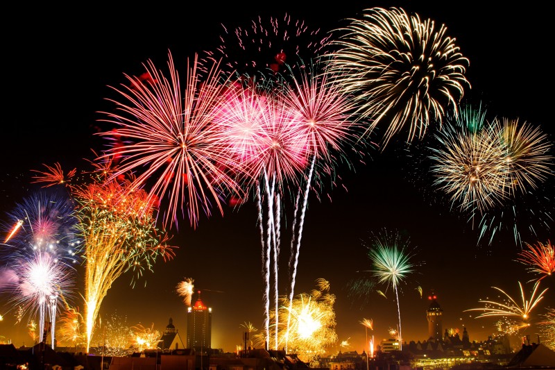 288900-new-years-eve-leipzig-fireworks-fire-fireworks-art