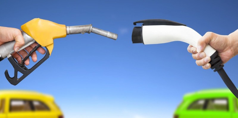 electric-vehicle-charging-vs-gasoline-e1484590338347